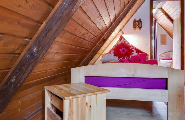 Rustic Holiday Home With Balcony - Foto 14