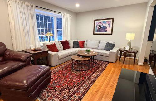 4BR Family Retreat Near Annapolis w Large Yard - Foto 9