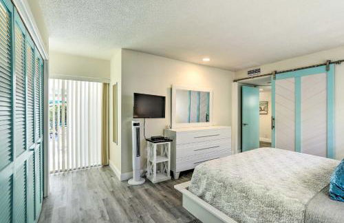 Tropical Waterfront Home Central Location! - Foto 14