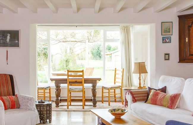 Pretty Cottage Near City Sea - Foto 3