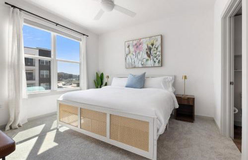 Bright Spacious 2BR 2BA Open Layout - Foto 16