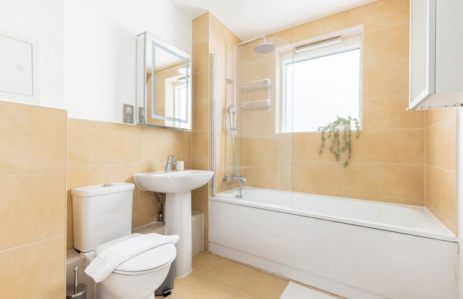 Luminous 2 Bed Balcony Flat in Islington - Foto 53