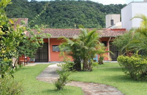 O Melhor Chalé da Praia do Guaiúba, com Churrasqueira e Piscina Gigante - Foto 8