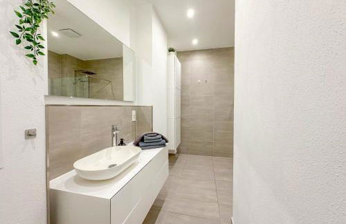 Modernes Trierer CityLoft mit großem Balkon - Foto 7