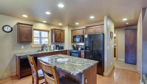 Lead Home with Pool Access 3 Mi to Terry Peak Mtn! - Foto 5