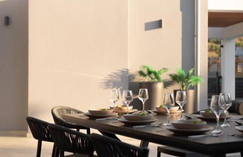 Monti Luxury Villa, with Heated Pool & Hot Tub - Foto 18