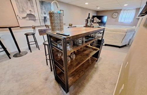 Location! Large Home, Country Views, Entertainment - Foto 12