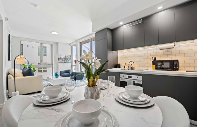 Modern High-Rise Condo with Pool/Gym, in Central DT MIAMI! - Photo 42