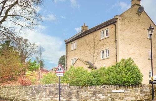 Jay's Nest - Photo 1