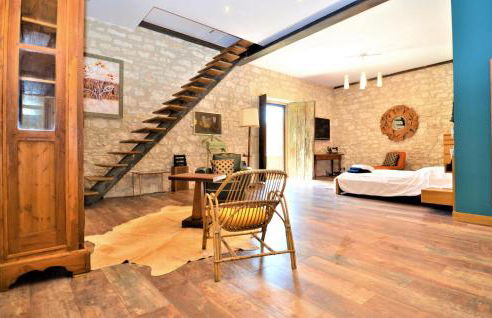 Five Bedroom Gorgeous Home In Tarascon - Foto 46