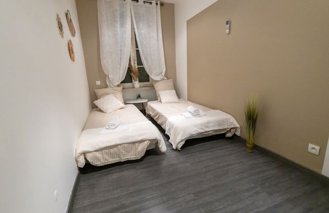 Entre Pierres et Soleil - Vue cité - Foto 31