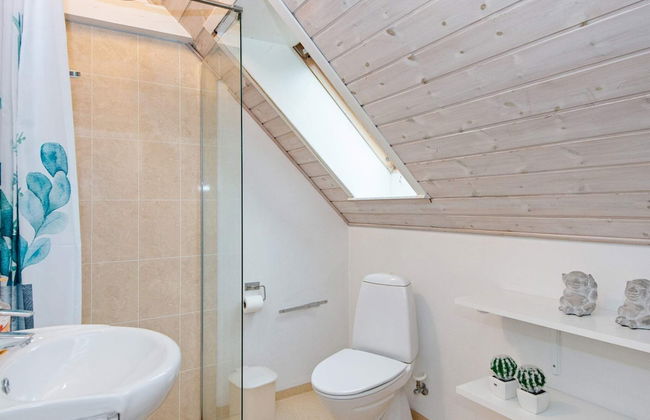 8 Person Holiday Home in Henne - Foto 13