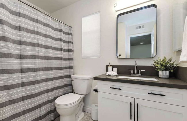 Indio Escape by Avantstay Stunning Home in Coachella w/ Pool & Hot Tub - Foto 22