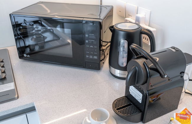 Brand New & Modern Studio JVC - Photo 54