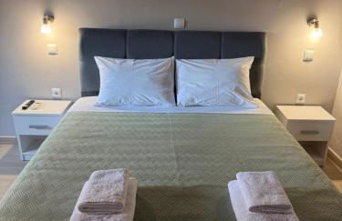 FlyHome Apartments near the Airport - Photo 25