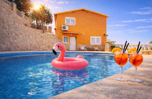 Sunny Private Pool Retreat with Terrace Calafell - Photo 8