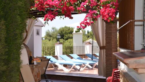 Villa Pelae - Photo 3, sunbed, Garden view