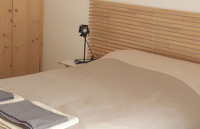 Simplistic Holiday Home in Orgon With Swimming Pool - Foto 2