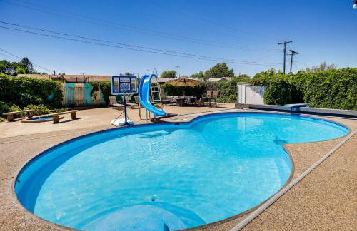 Pool and Hot Tub Access Luxury Roy Oasis! - Photo 1