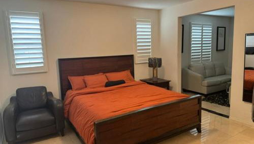 Elegant Retreat with Private Luxurious Gen Suite - Foto 5