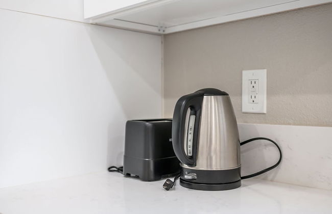 Luxury Modern Retreat w Spacious Yard Premium Comfort - Foto 46