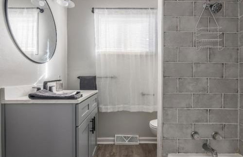 Renovated 2 BDR Garage KC Charm - Foto 6