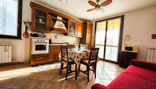 Malpensa Retreat - Photo 2, stove