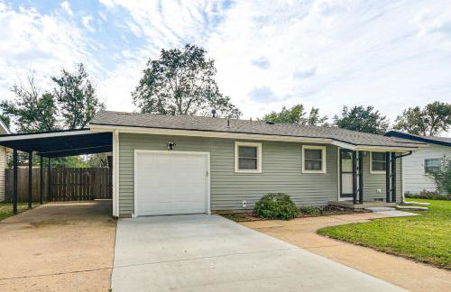 2 Mi to Zoo, Fenced Yard Family Home in Wichita! - Photo 24