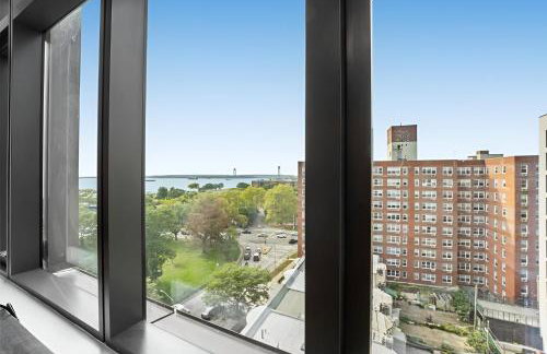 Posh Studio with Luxe Amenities in Prime Location! - Photo 9