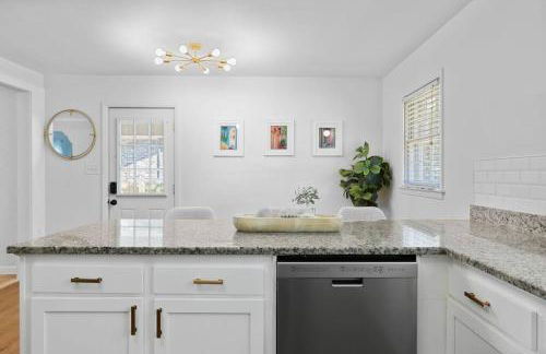 Family Home and Private Backyard - Foto 11