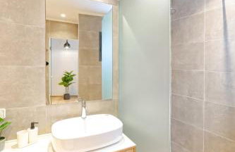 Elegant Roof Deck House with Jacuzzi - Foto 38