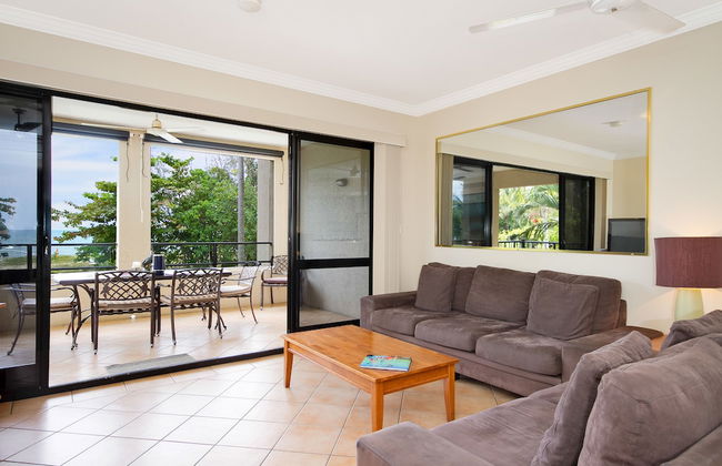 The Mediterranean Beachfront Apartments - Foto 31