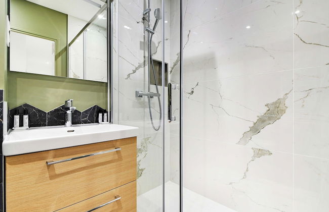 Refreshing 2bd/6p Apartment - 18th ard - Foto 9