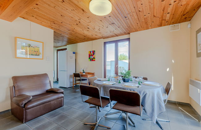 3 bedroom House in Saint-Cyprien with garden and terrace - Photo 13