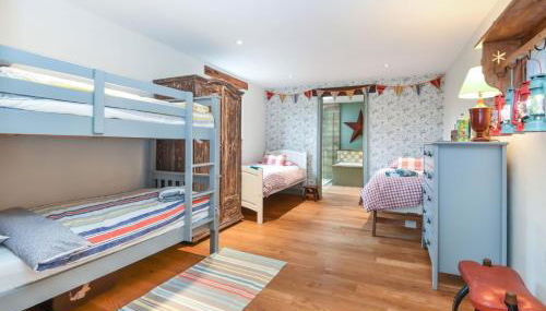 The Paddock - Photo 4