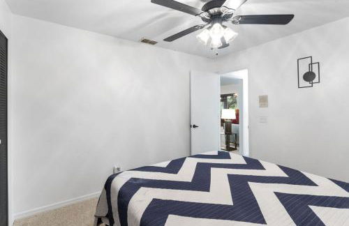 Charming Lakefront Home Hot Tub - Foto 31