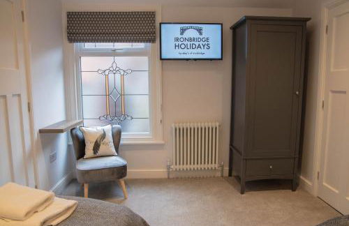 Number Six - Foto 27