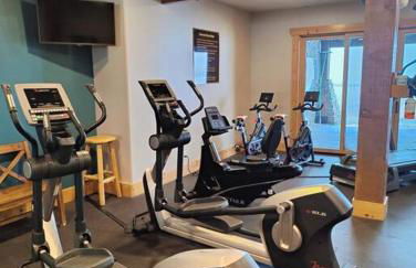 Paradise View Lodge - Amazing Lake Views, Playroom, Pool, HotTub! - Foto 50