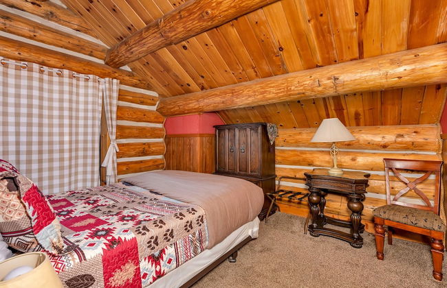 The Log Home Quintessential Log Cabin in Ynp! - Foto 4