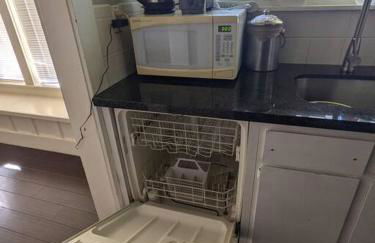 Walker's Paradise 1 with 2 free parking lots - Foto 20