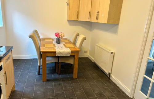 Beautiful Family-Friends 3 Bedroom Cosy Home Birmingham - Foto 7