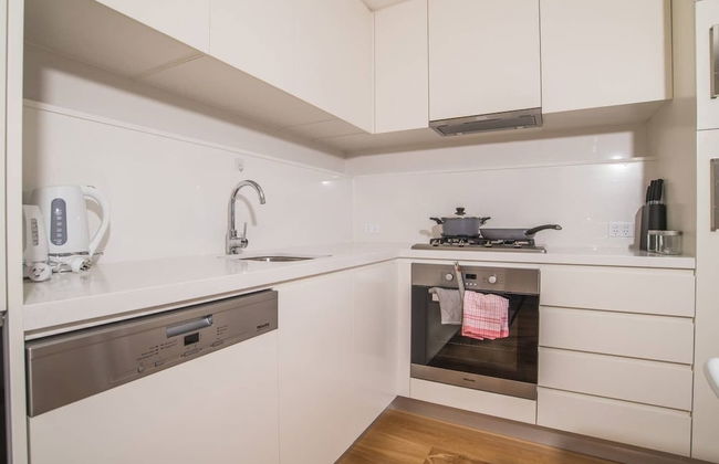 17th Level 1bed1bath APT Macquaire Park+wifi+view - Photo 7