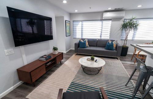 50 M to Sand LGB 2 King Suites - Foto 1