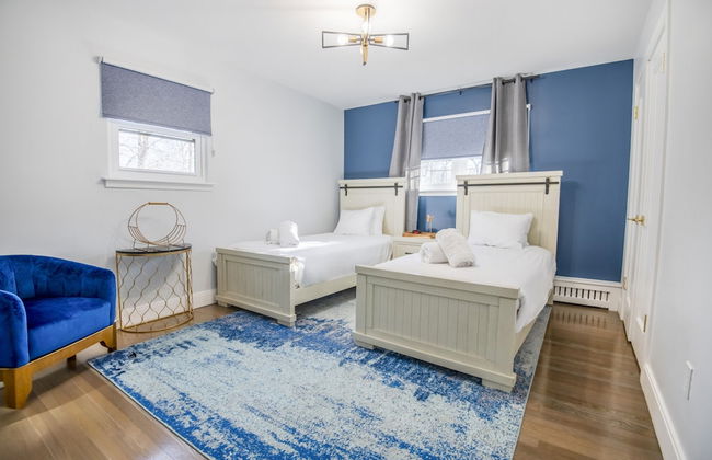 Cozy Family Home Fireplace and Backyard Playset - Photo 48