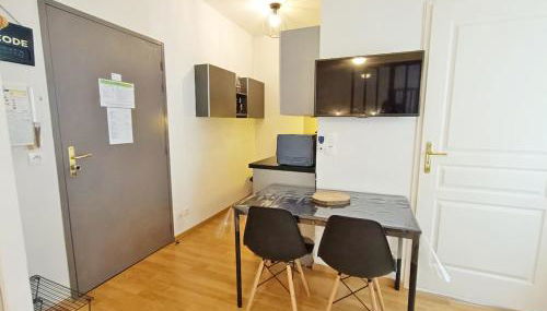 La Maladeta, T2, wifi, ascenseur, casier à skis, 4 personnes - Foto 5