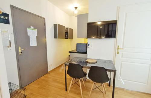 La Maladeta, T2, wifi, ascenseur, casier à skis, 4 personnes - Foto 5