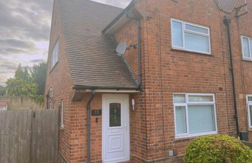 Cosy 2BR House on Quiet Street - Foto 40