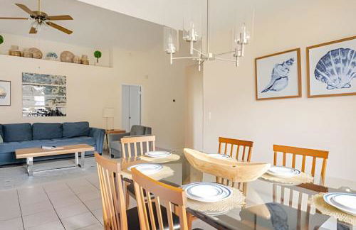 10 Minutes to Disney Pool Home *Renovated* - Foto 10