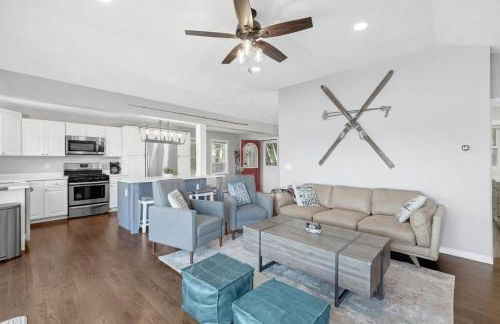 Hermit Lake Escape Family Fun - Beachfront BBQ - Foto 7