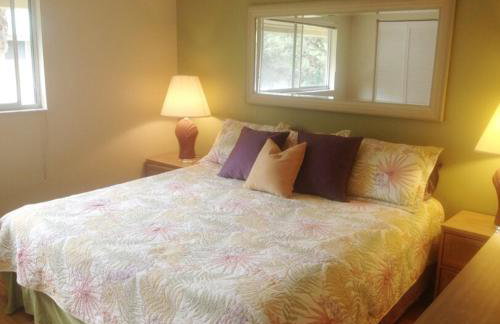 Remote Island Retreat with Private Ferry, Pool, Beach - Foto 57